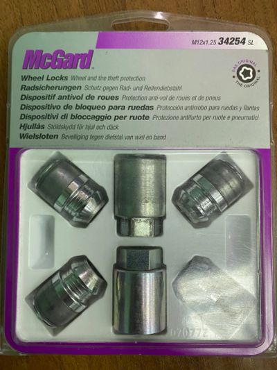 Лот: 17210763. Фото: 1. Продам секретки-гайки McGard 34254SL... Секретки, гайки, проставки