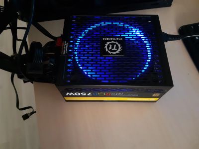 Лот: 15527900. Фото: 1. Блок питания Thermaltake Toughpower... Корпуса, блоки питания