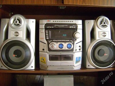 Лот: 1871215. Фото: 1. LG мини DVD - центр karaoke lm-k5530x... Музыкальные центры, магнитолы
