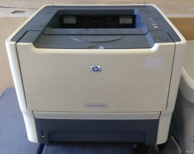 Лот: 13984344. Фото: 1. Принтер лазерный HP LaserJet P2015dn. Лазерные принтеры
