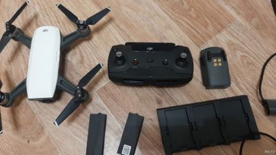 Лот: 18058241. Фото: 1. DJI Spark fly more combo. Квадрокоптеры