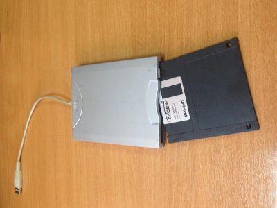 Лот: 3766884. Фото: 1. USB Floppy. Приводы CD, DVD, BR, FDD