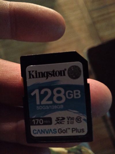 Лот: 18161576. Фото: 1. Карта памяти Kingston Canvas Go... Карты памяти
