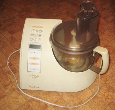 Лот: 3125105. Фото: 1. Кухонный комбайн Moulinex Genius... Кухонная