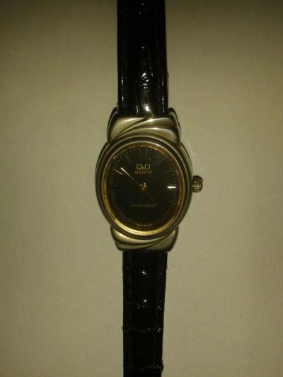 Лот: 5380950. Фото: 1. Часы Q&Q Quartz. Оригинальные наручные часы