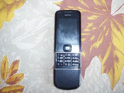 Лот: 146921. Фото: 1. 8800 ART Black. Кнопочные мобильные телефоны
