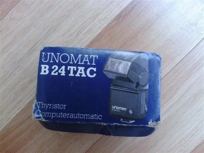 Лот: 1959641. Фото: 1. unomat B24TAC. Вспышки, осветители, рассеиватели