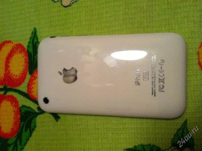 Лот: 2295679. Фото: 1. iphone 3gs 16 gb белый с комплектом... Смартфоны