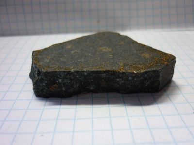 Лот: 19986094. Фото: 1. камень с вкраплениями руды. Минералы и окаменелости