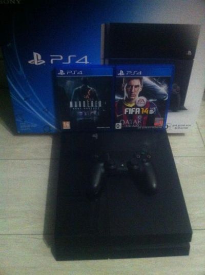 Лот: 5570802. Фото: 1. Sony Playstation 4 PS4 (на гарантии... Игровые приставки, консоли