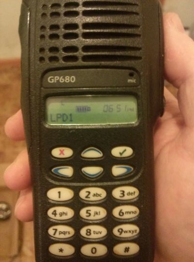 Лот: 15399017. Фото: 1. 2 рации Motorola GP680 (LPD, PMR... Рации, радиостанции