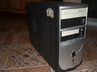 Лот: 3703110. Фото: 1. Системный блок Pentium 4 3ГГц. Компьютеры в сборе