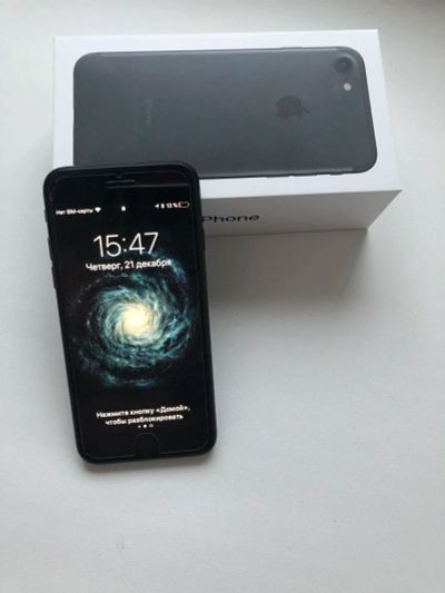 Лот: 10798701. Фото: 1. iPhone 7 128 Gb black. Смартфоны
