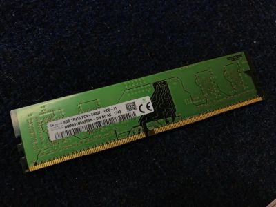 Лот: 12704568. Фото: 1. SK Hynix 4GB DDR4 2400mhz 1.2V... Оперативная память