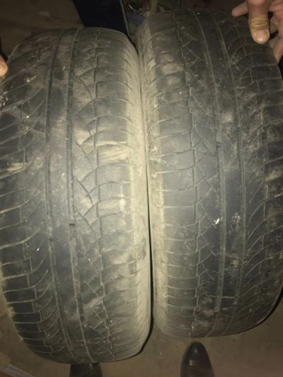 Лот: 18906400. Фото: 1. 2 шины Michelin 235/65 r17. Шины