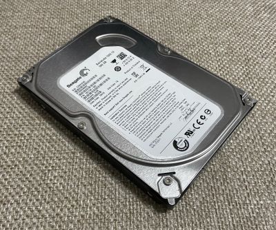 Лот: 18221972. Фото: 1. Жесткий диск 3.5" Seagate 500GB... Жёсткие диски (HDD)