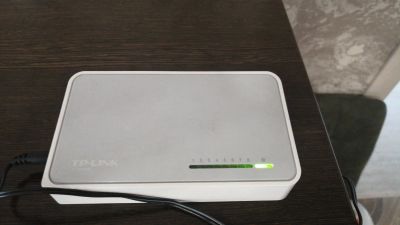 Лот: 19252148. Фото: 1. Коммутатор TP-Link TL-SF1008D. Коммутаторы