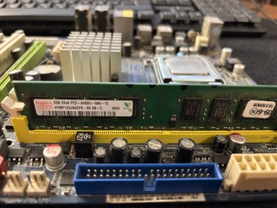Лот: 24889244. Фото: 1. DDR2 2gb HYNIX. Оперативная память