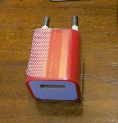 Лот: 15943592. Фото: 1. Адаптер питания, USB сетевой... Зарядные устройства, блоки питания, адаптеры сетевые для смартфонов