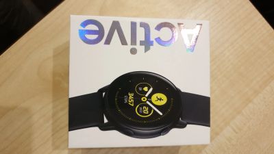 Лот: 15155523. Фото: 1. Samsung Galaxy watch active чёрные... Смарт-часы, фитнес-браслеты, аксессуары
