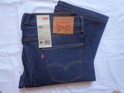 Лот: 8893216. Фото: 1. Джинсы новые мужские Levis 505... Брюки, джинсы, шорты