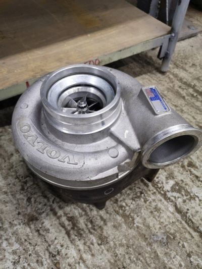 Лот: 16480363. Фото: 1. Турбокомпрессор Volvo A40E VOE... Двигатель и элементы двигателя