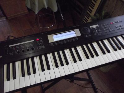 Лот: 4371874. Фото: 1. Синтезатор Korg TR 61 Рабочая... Клавишные