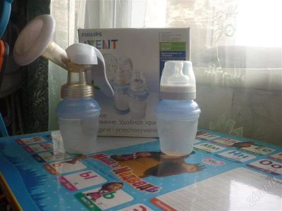 Лот: 2690215. Фото: 1. Ручной молокоотсос Philips AVENT. Всё для кормления