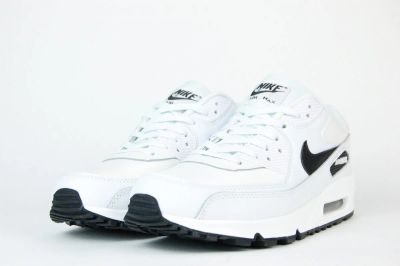Лот: 16847609. Фото: 1. Кроссовки Nike Air Max 90 White... Кеды, кроссовки, слипоны
