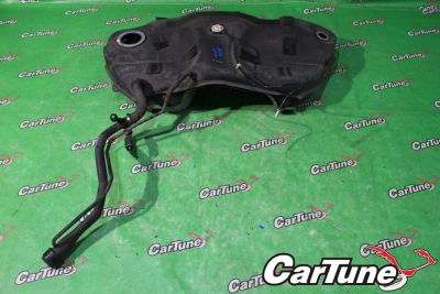 Лот: 10604596. Фото: 1. бензобак R toyota mark ii blit... Топливная система