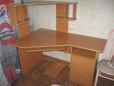 Лот: 3462328. Фото: 1. Компьютерный стол. Компьютерные и письменные столы
