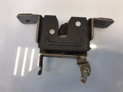 Лот: 21705794. Фото: 1. замок спинки сиденья Honda Civic... Двигатель и элементы двигателя