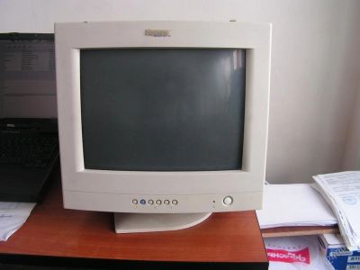 Лот: 117416. Фото: 1. Монитор IBM 15" модель 6546-01N. ЭЛТ-мониторы