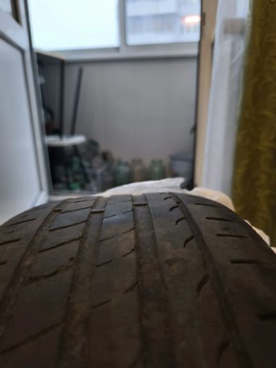 Лот: 25262430. Фото: 1. 2 шины Minerva F205, 2 шины Bridgestone... Шины