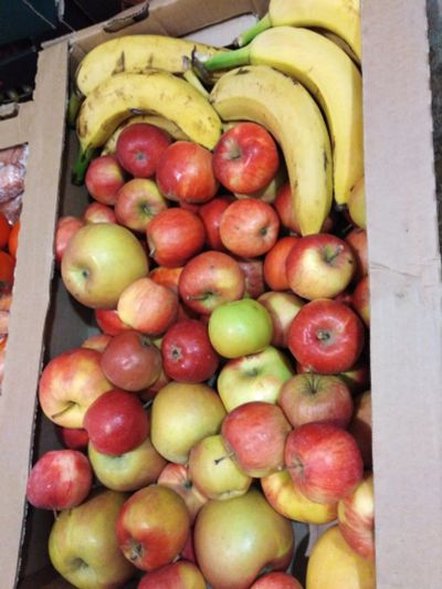 Лот: 15037045. Фото: 1. Лот №4, яблоки +бананы. Овощи, фрукты, зелень