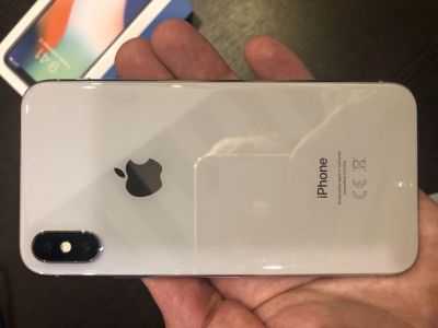 Лот: 12883356. Фото: 1. iPhone X 64 Gb. Смартфоны