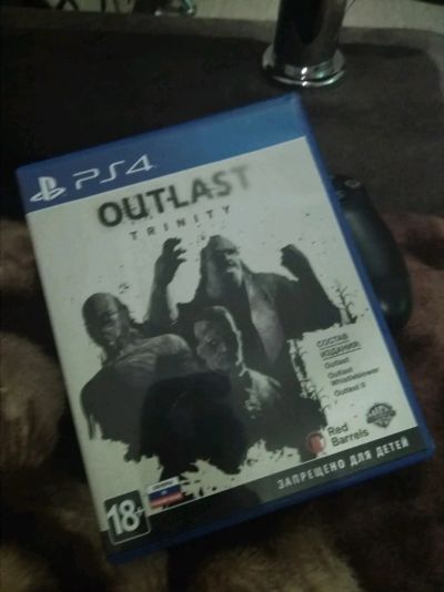Лот: 12250572. Фото: 1. Outlast Trinity (Blu-ray диск... Игры для консолей