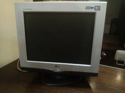 Лот: 17961190. Фото: 1. Монитор 19"LG Flatron F920P 85Гц. ЭЛТ-мониторы