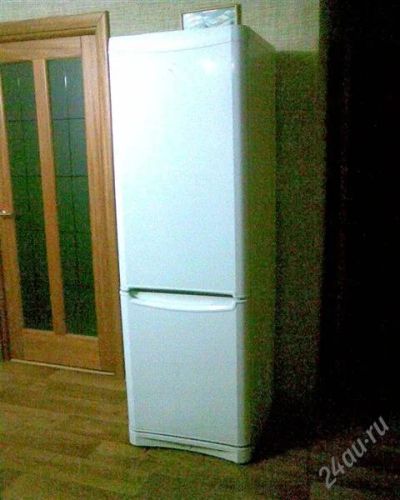 Лот: 2089223. Фото: 1. Холодильник Indesit b 18 NF. Холодильники, морозильные камеры