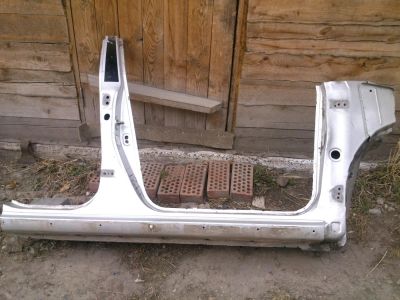 Лот: 11455415. Фото: 1. Порог правый Toyota Allex Runx... Кузов