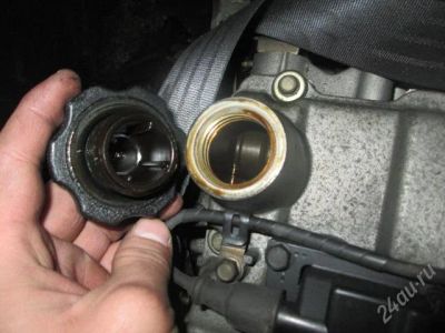 Лот: 2885290. Фото: 1. ДВС + АКПП Mazda FP-DE (Premacy... Двигатель и элементы двигателя
