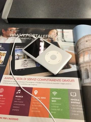 Лот: 11547700. Фото: 1. iPod classic 160 gb. Плееры