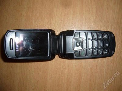Лот: 568889. Фото: 1. samsung рабочий. Кнопочные мобильные телефоны