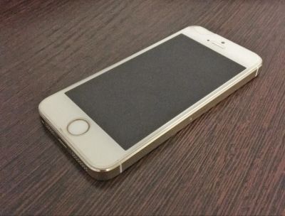 Лот: 8312996. Фото: 1. IPhone 5s. Смартфоны
