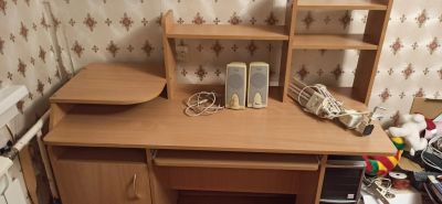 Лот: 19955434. Фото: 1. Стол. Компьютерные и письменные столы