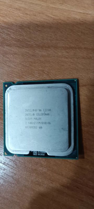 Лот: 19832642. Фото: 1. Intel Celeron E3200 1M Cache... Процессоры
