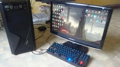 Лот: 10040223. Фото: 1. Продаю компьютер + монитор Samsung... Компьютеры в сборе