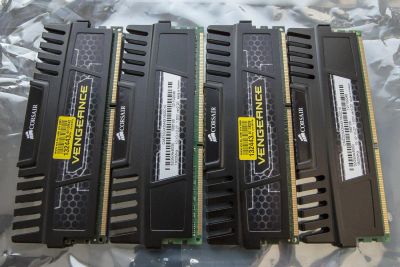 Лот: 5068875. Фото: 1. Corsair DDR3 32Gb 4x8Gb 1600 МГц... Оперативная память