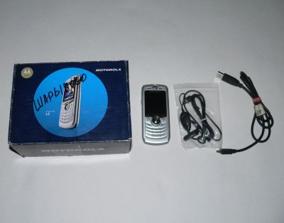 Лот: 12841134. Фото: 1. Сотовый телефон Motorola L2 (SE5409AD3U1... Кнопочные мобильные телефоны