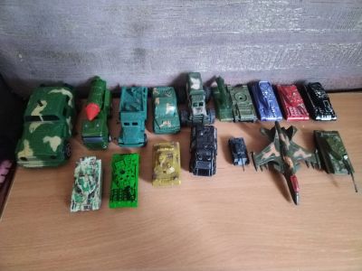 Лот: 20586865. Фото: 1. Детская военная техника(17штук... Машины и техника